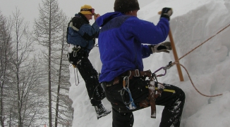 Déneigement de toiture